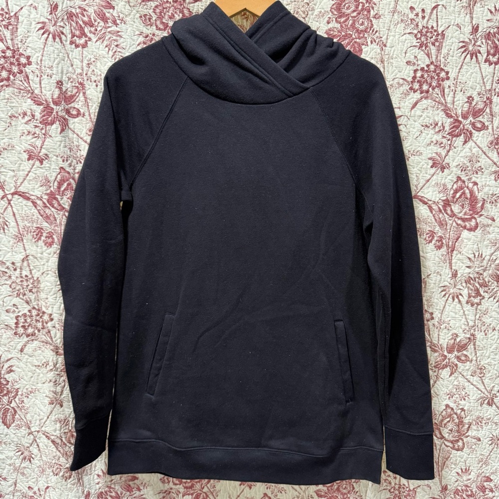 Tek Gear Black Crossover Funnel Neck Sweatshirt – Women’s Medium